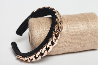 Velvet headband embellished with gold chain Jeweled headband with chain Black and gold padded headband Jeweled headband Sparkly headband