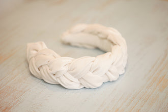Bride headband White braided headband Braided headband Headband mariage Bride to be headband Velvet headband Bridal hair piece